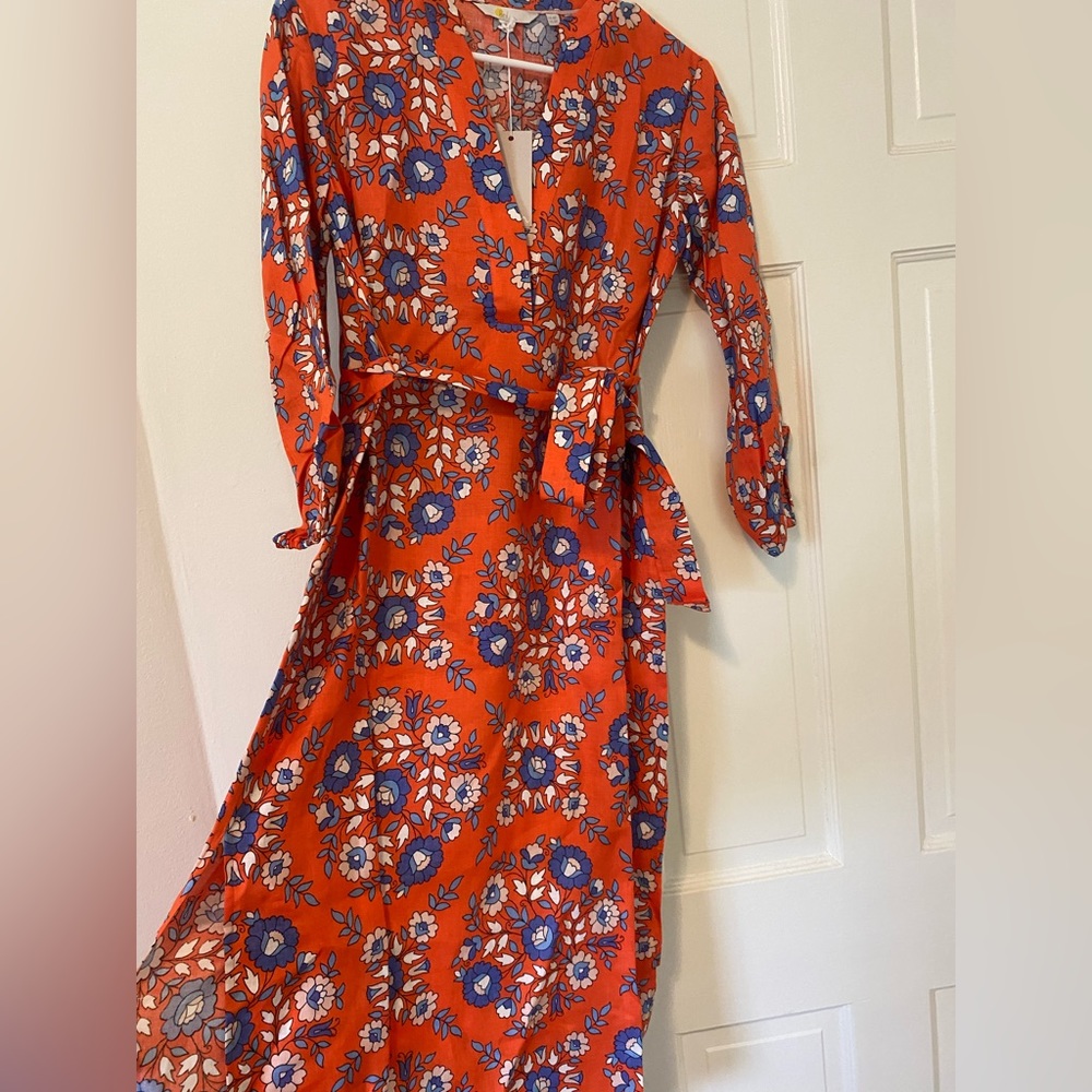 Floral Boden midi dress with wait tie and 3/4 sleeves